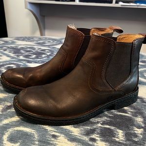 BORN Mens Brown Size 10.5 Leather Pull-on Boots Originally $170 Excellent Cond